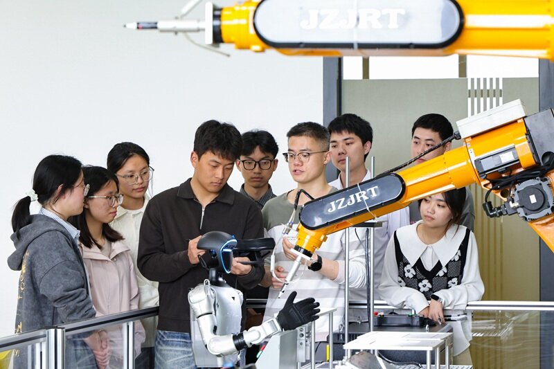 四川大学锦江学院实训教学